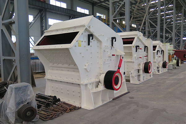 What are the outstanding performance of the impact crusher?