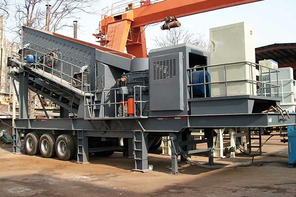 Mobile crusher station