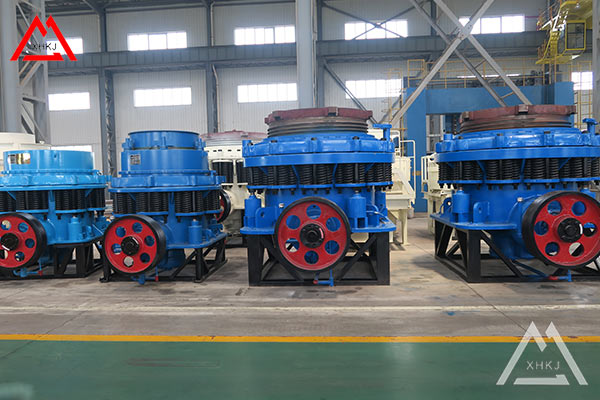 Reasons for the fracture of main shaft of Symons cone crusher