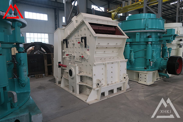 What are the advantages of impact crusher