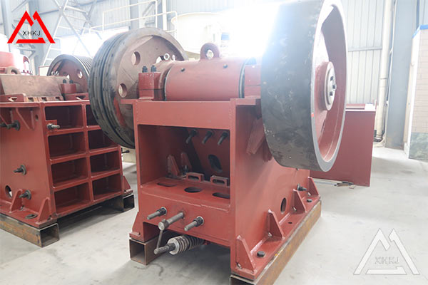 How to repair the cracking of the jaw crusher frame