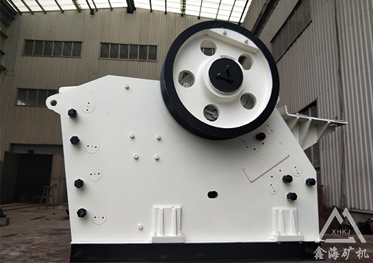 The advantage analysis of the European version jaw crusher